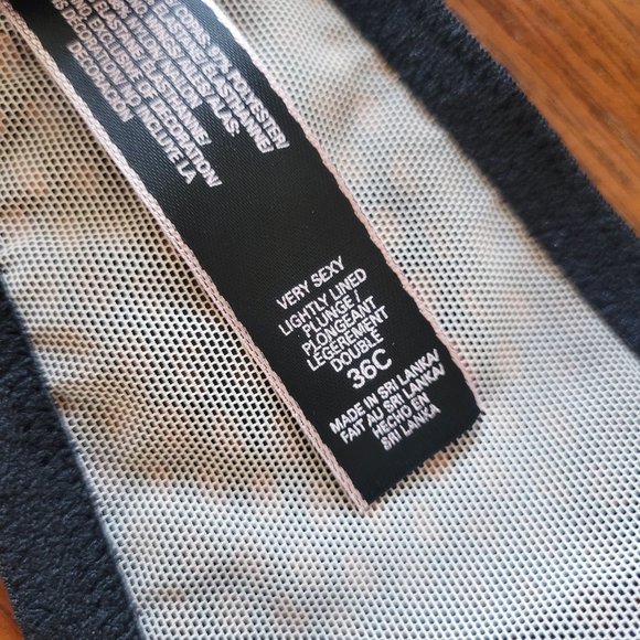 NWT New Very Sexy Plunge Bra Victoria's Secret 36C New Lightly Lined Halter - Picture 11 of 16